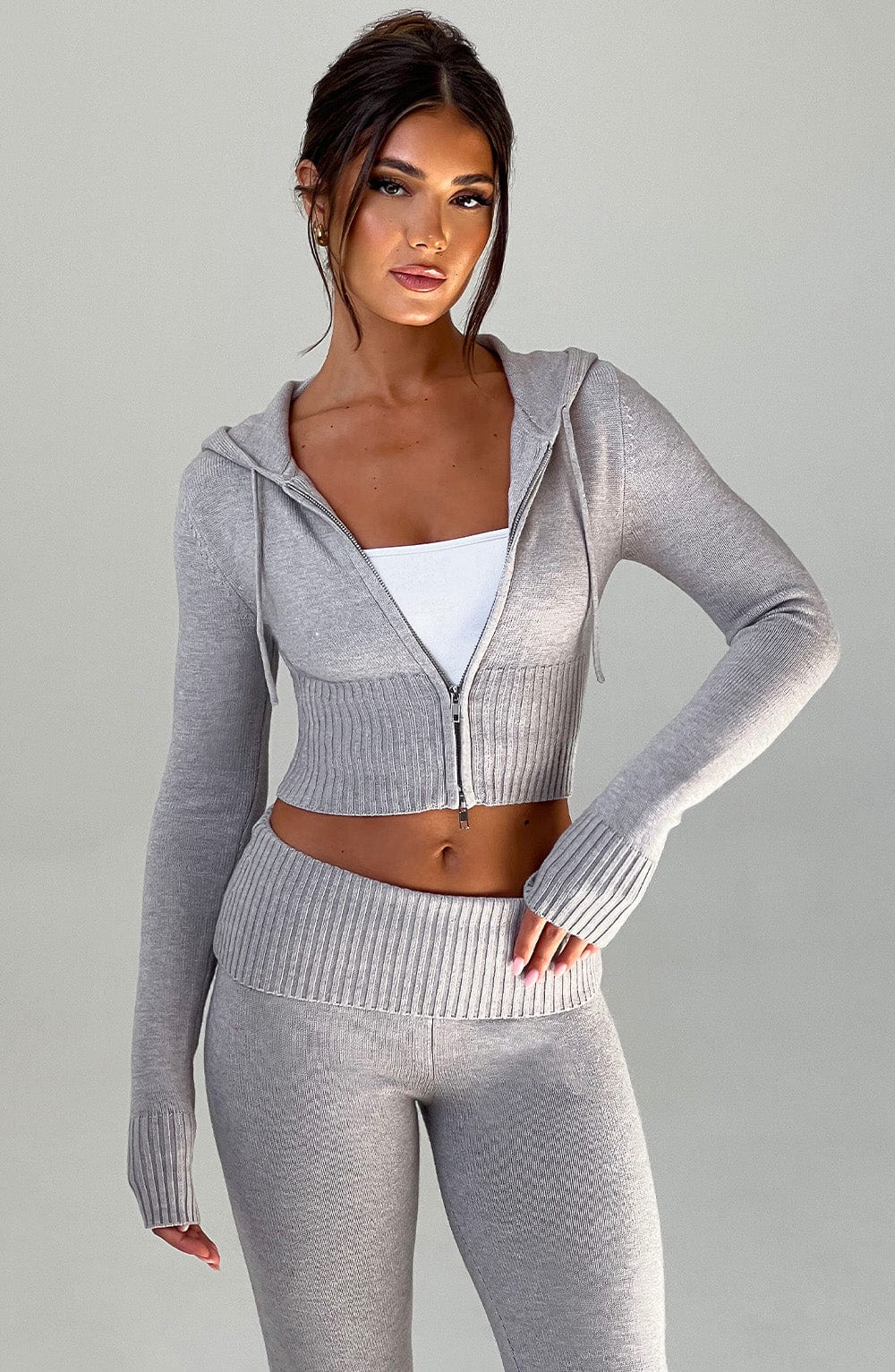 Portia | Strickjacke mit Kapuze für Herbst und Winter