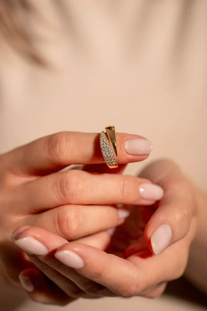 Daniela | Zarter Ring mit edlem Design