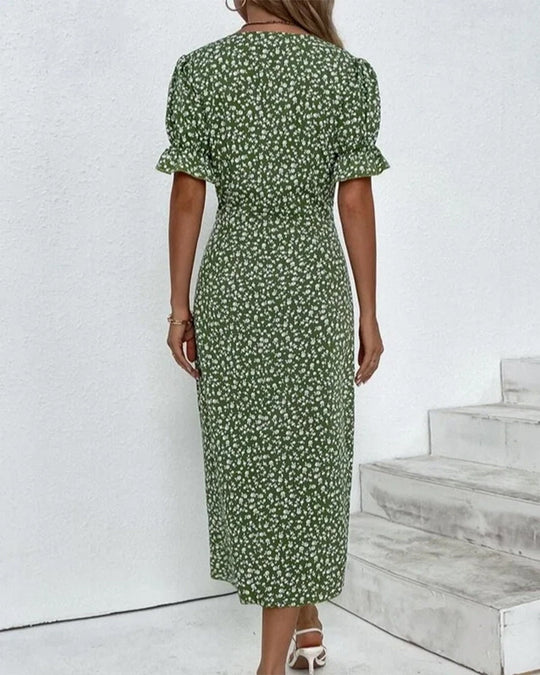 Emma | Stilvolles Kleid mit Knöpfen für warme Tage