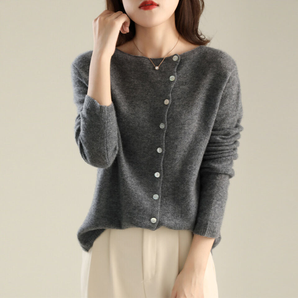 Luana | Elegante Strickjacke mit Knopfverschluss