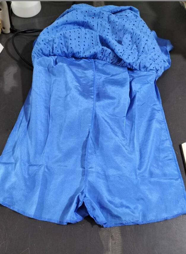 Alba Strampler Kleid mit Komfort und verspieltem Design