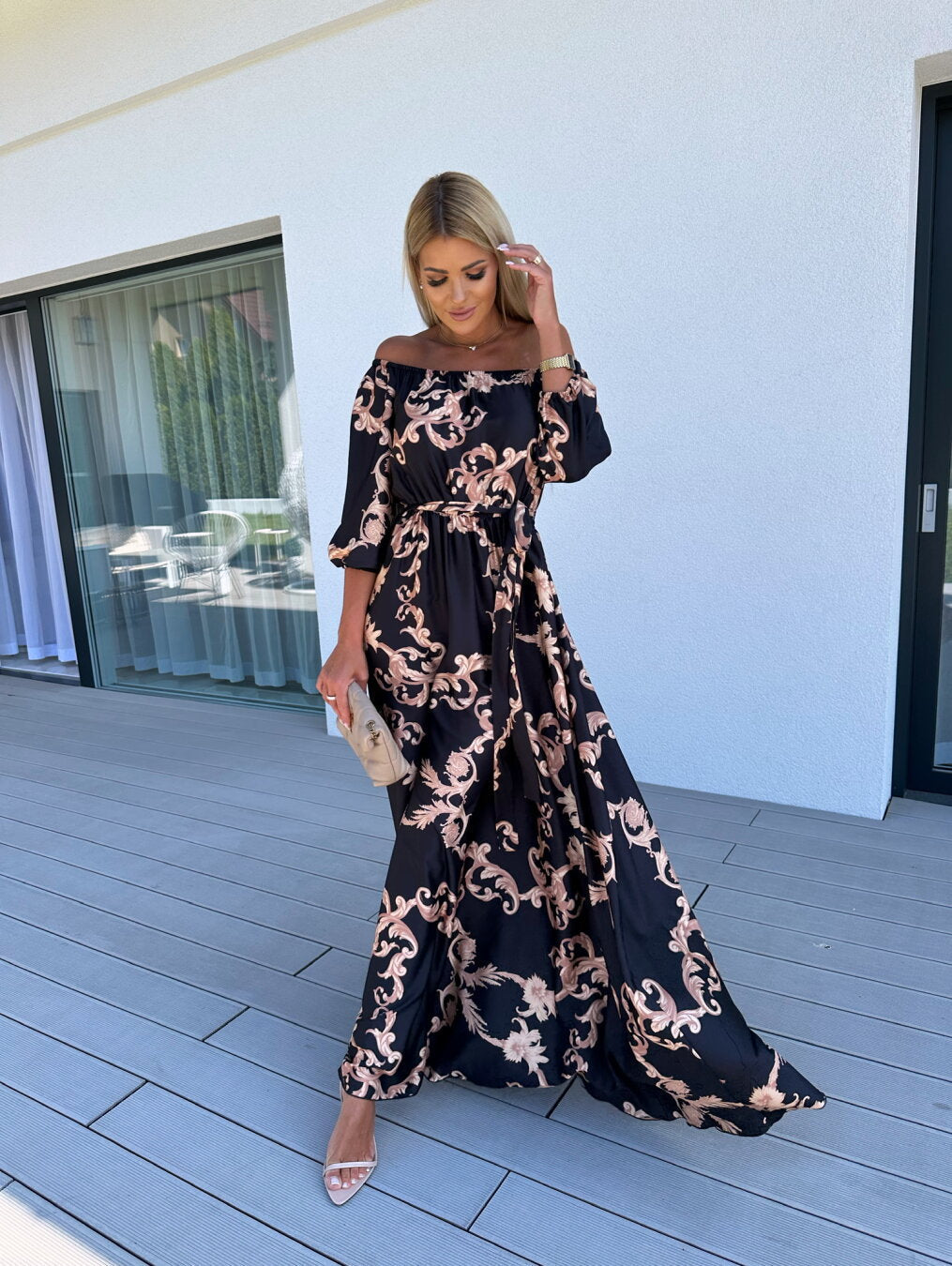 Stella | Schulterfreies Maxikleid für warme Tage