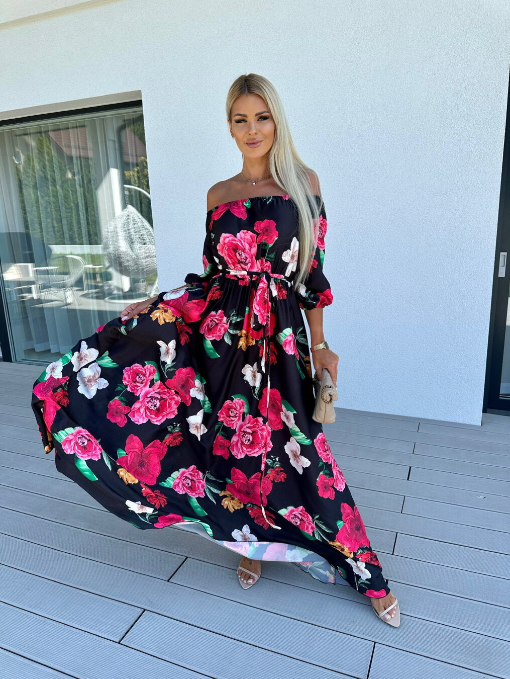 Stella | Schulterfreies Maxikleid für warme Tage