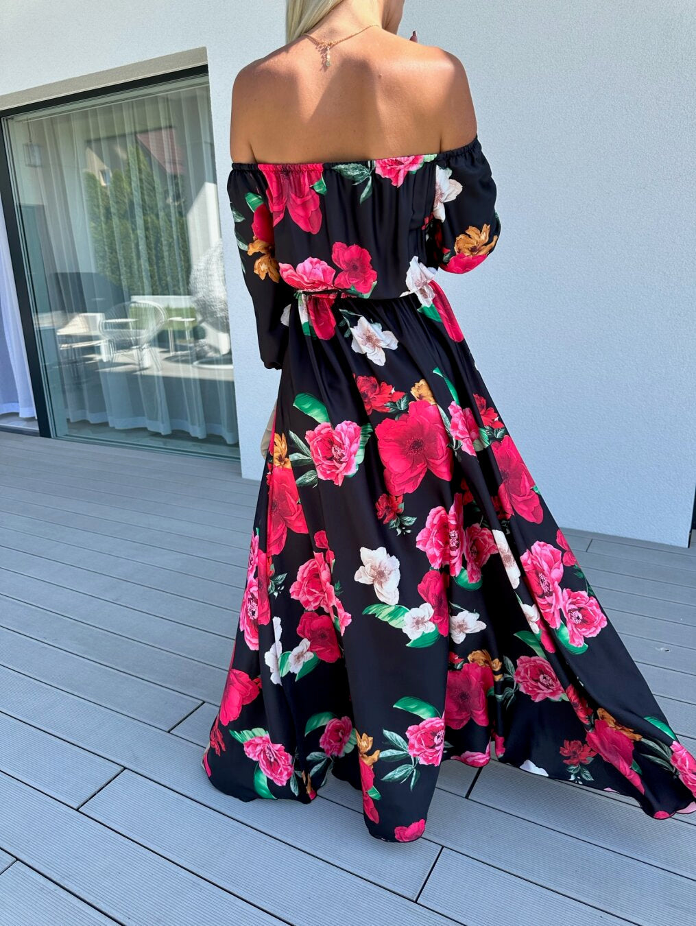 Stella | Schulterfreies Maxikleid für warme Tage