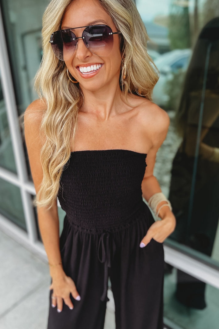 Lobke | Schulterfreier Sommer-Jumpsuit mit Stil