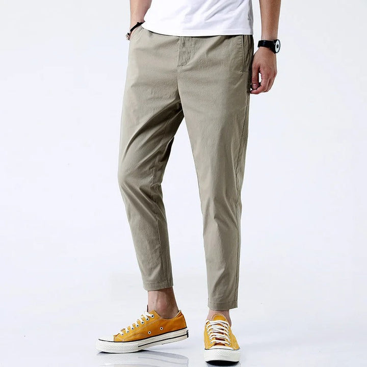 Elias | Hana Chino Hose mit feiner Silhouette Herren