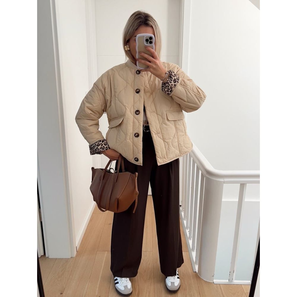 Damenjacke mit Leopardenfutter und Kapuze
