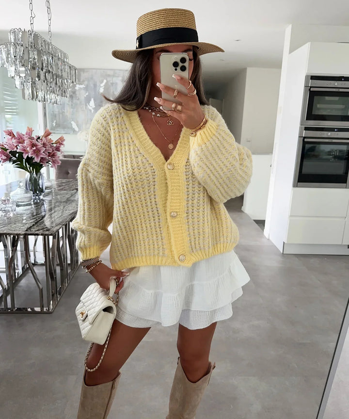 Nina | Strickjacke mit schlichtem, elegantem Design